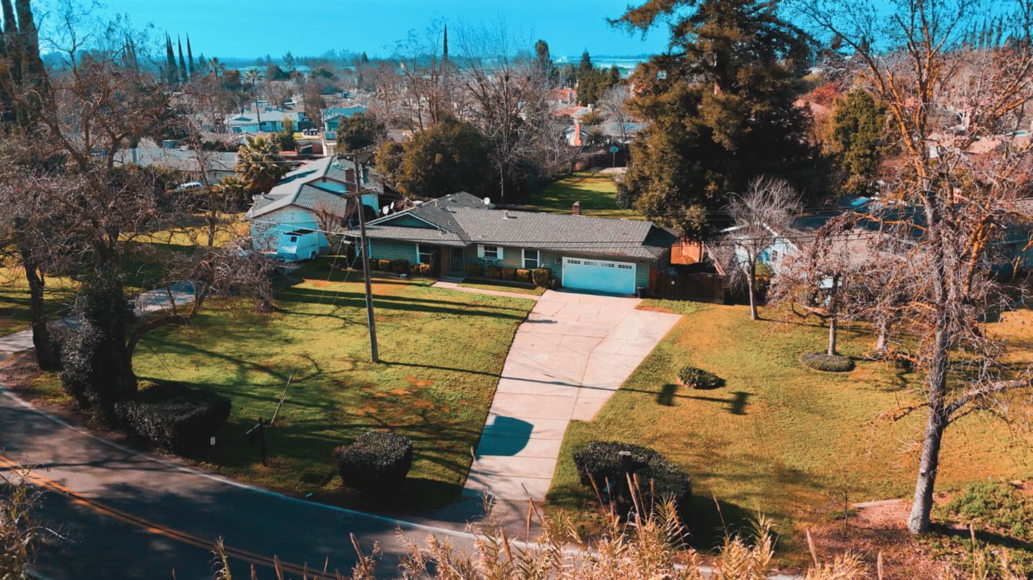 1541 W North Bear Creek Dr, Merced, CA 95348