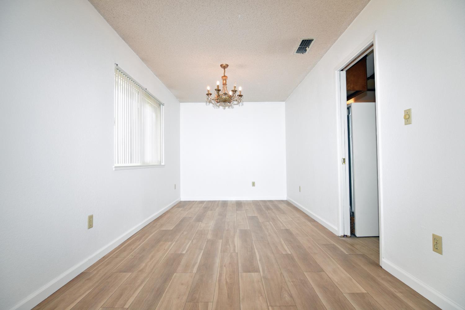 2621 Dels Ln, Turlock, CA 95382