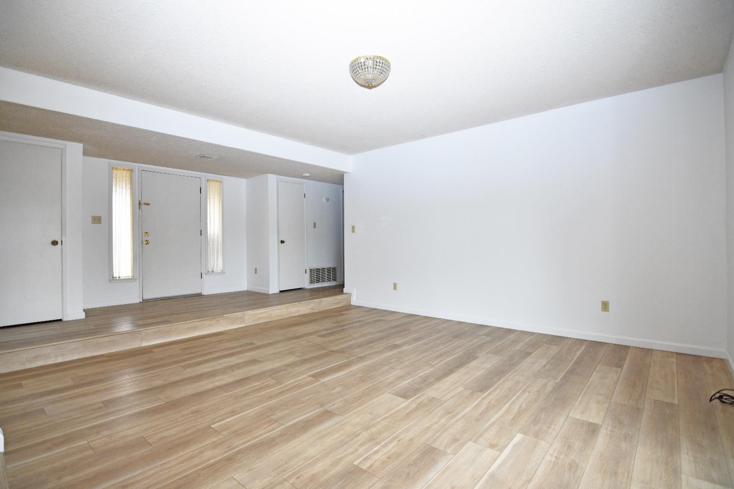 2621 Dels Ln, Turlock, CA 95382