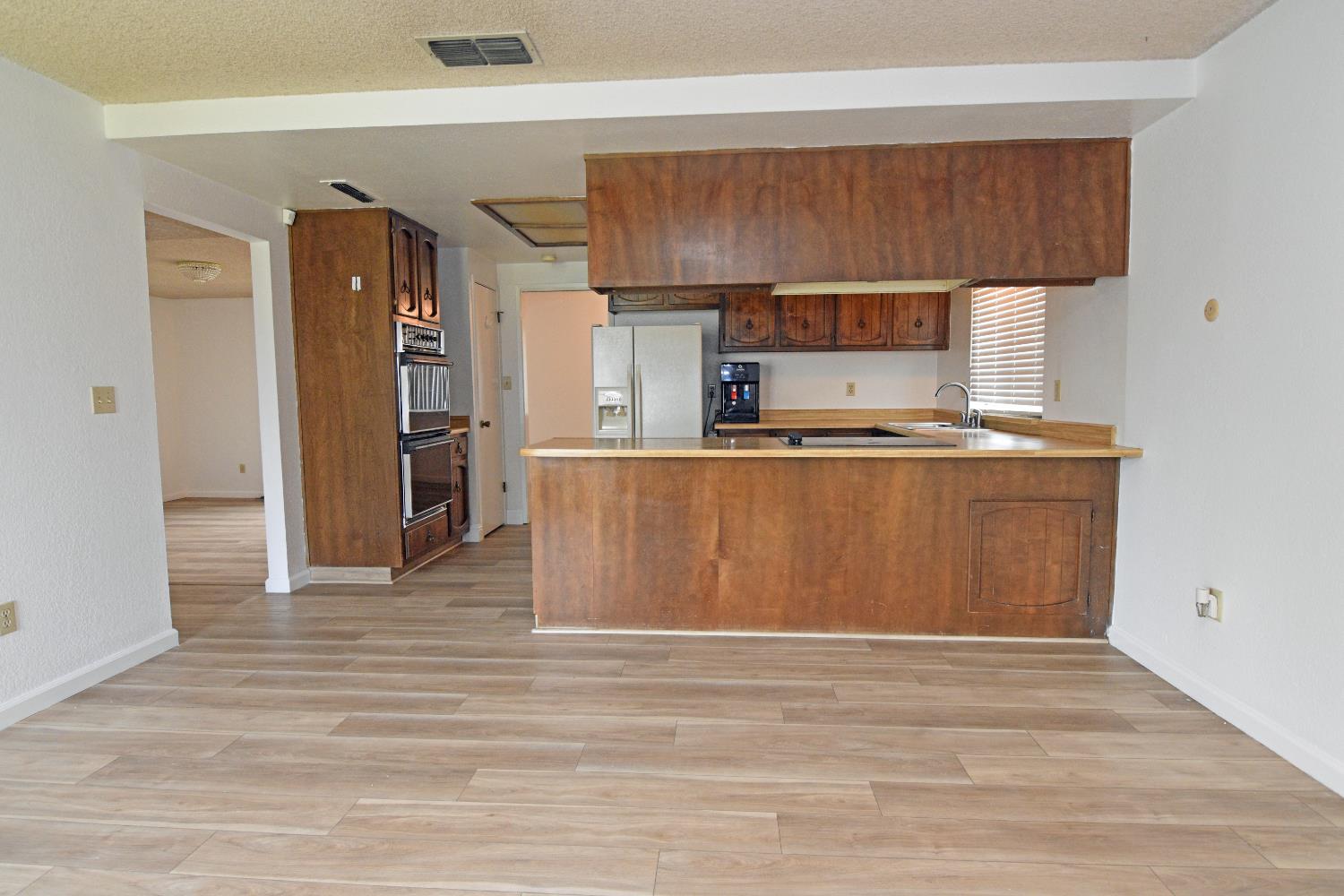 2621 Dels Ln, Turlock, CA 95382