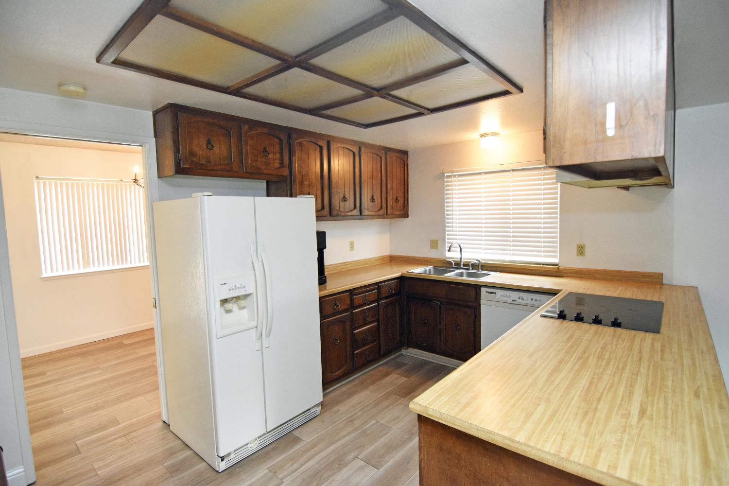 2621 Dels Ln, Turlock, CA 95382