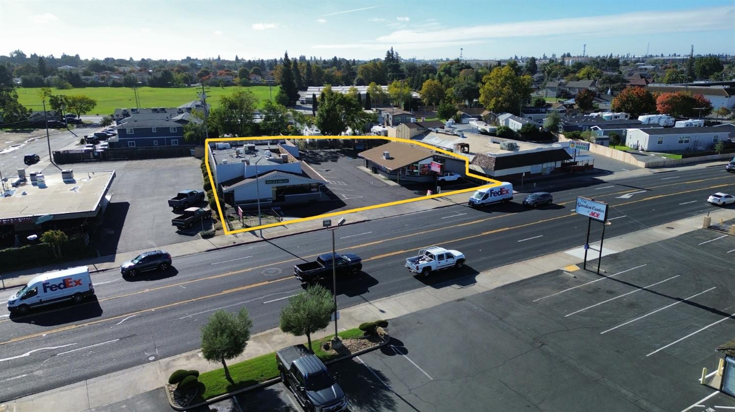 1023 E F Street, Oakdale, CA 95361