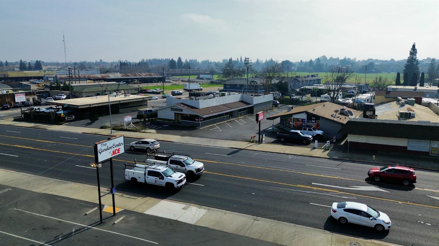 1023 E F Street, Oakdale, CA 95361