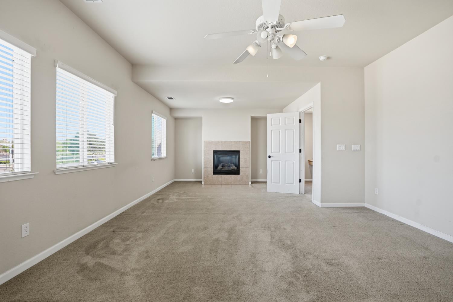 1025 Barbados St, Manteca, CA 95337