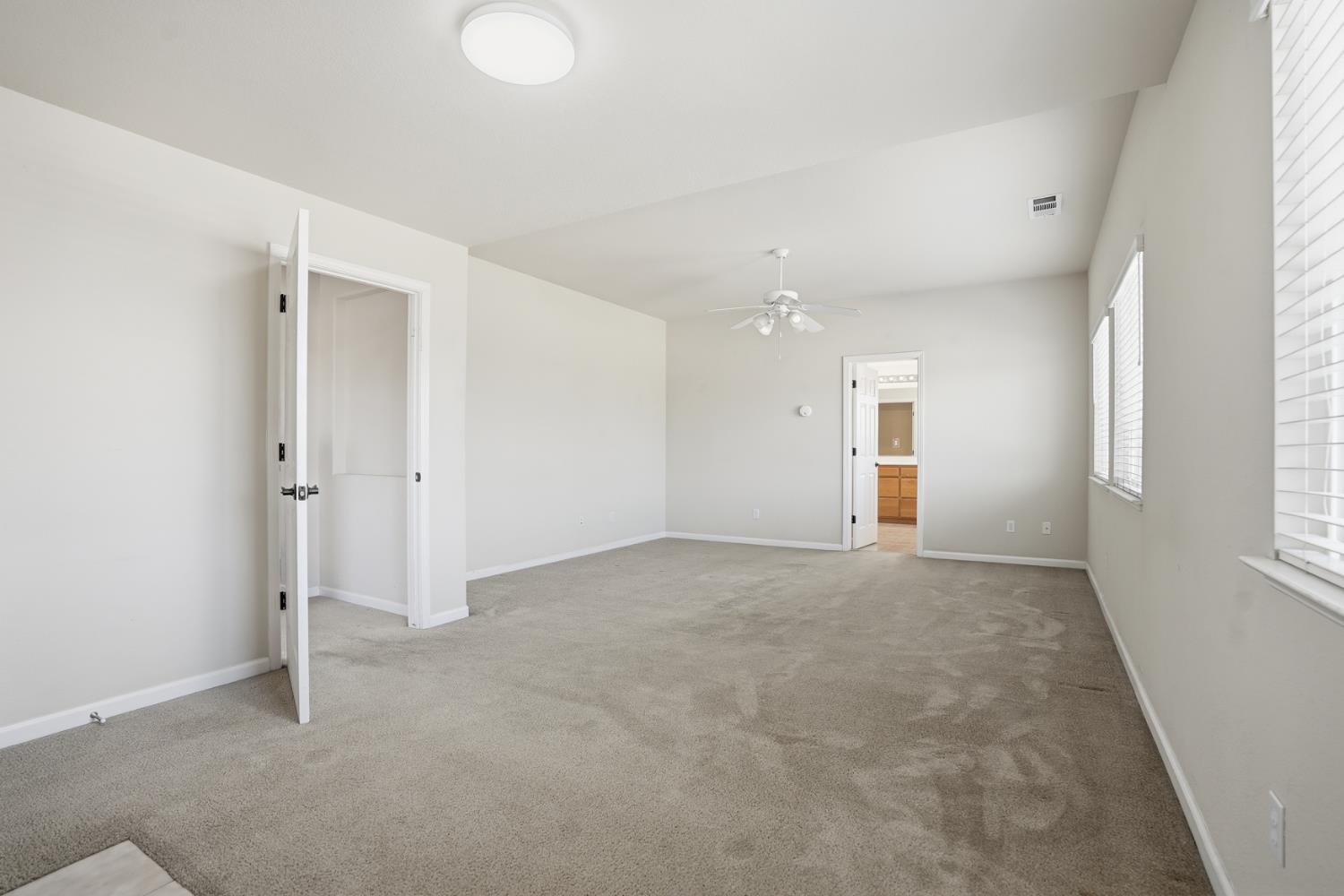 1025 Barbados St, Manteca, CA 95337