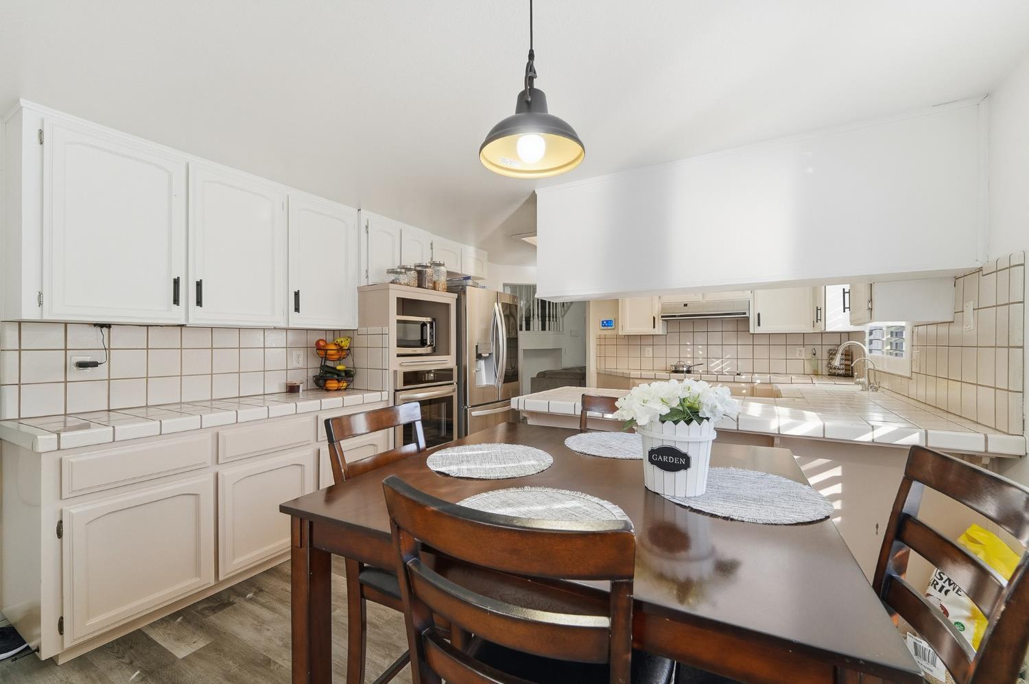 2612 Snyder Ave, Modesto, CA 95356