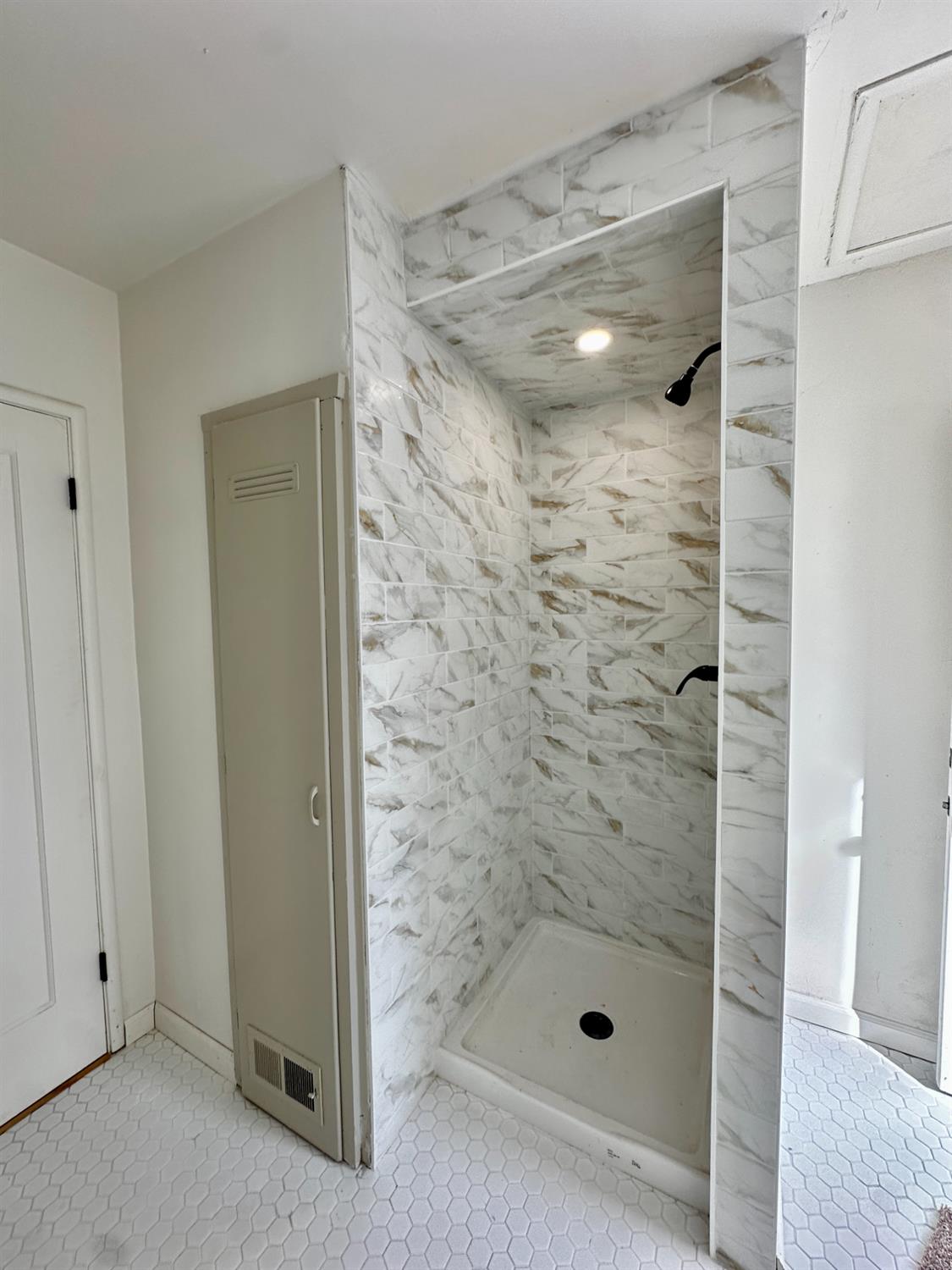 944 W 22nd St, Merced, CA 95340