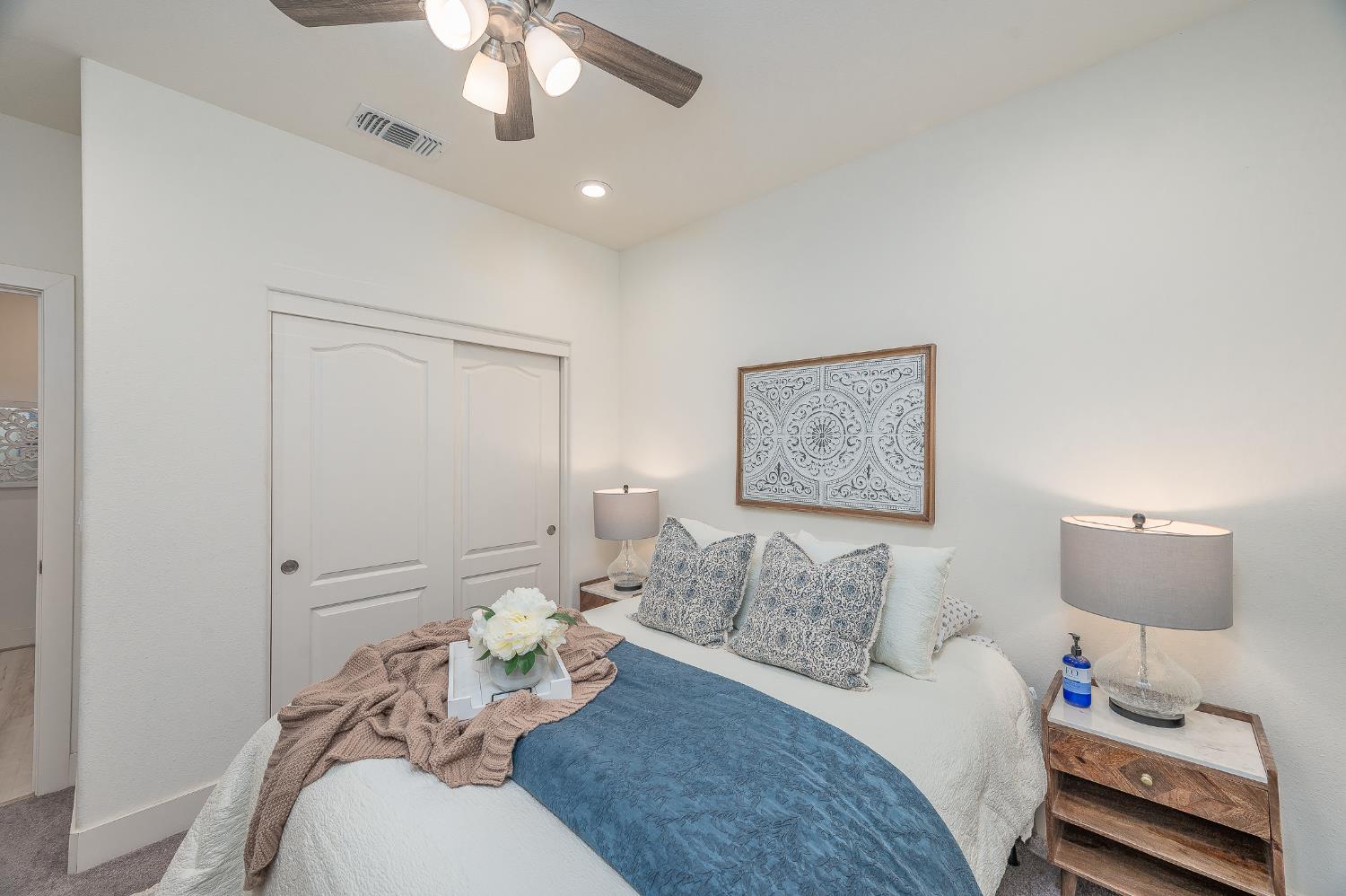 869 Grace Dr, Los Banos, CA 93635