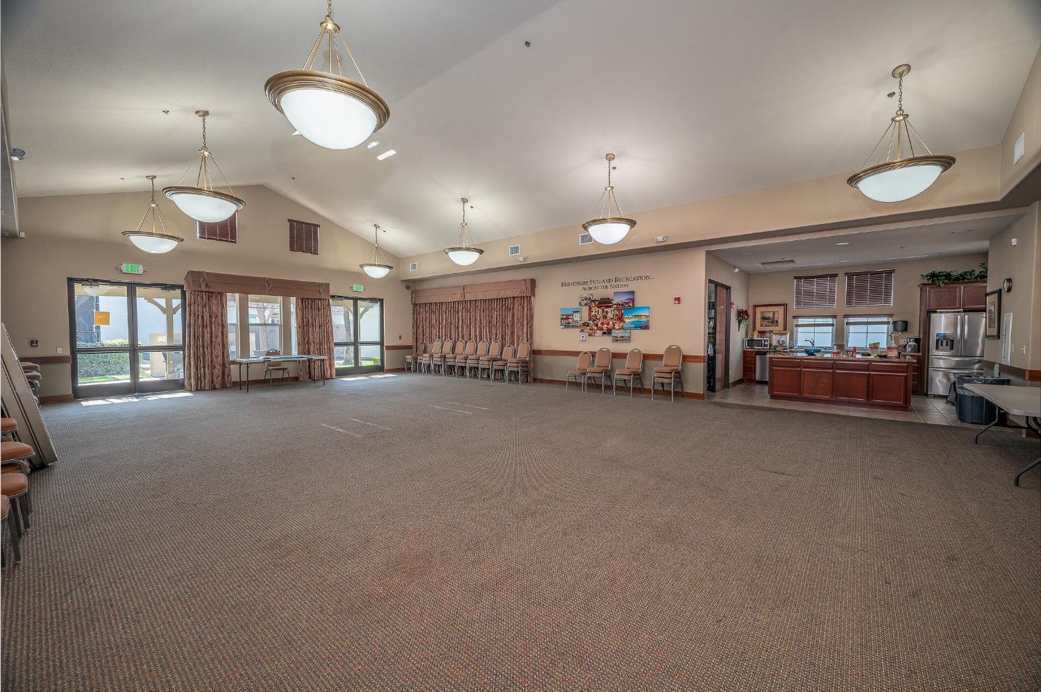 869 Grace Dr, Los Banos, CA 93635