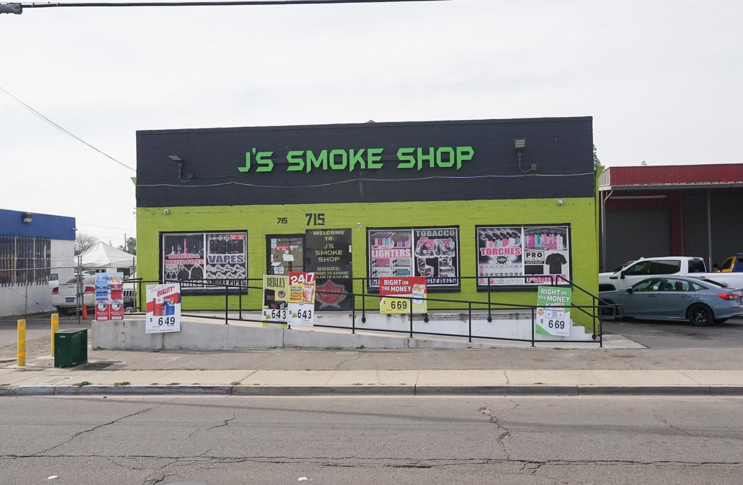 715 Lander Ave, Turlock, CA 95380