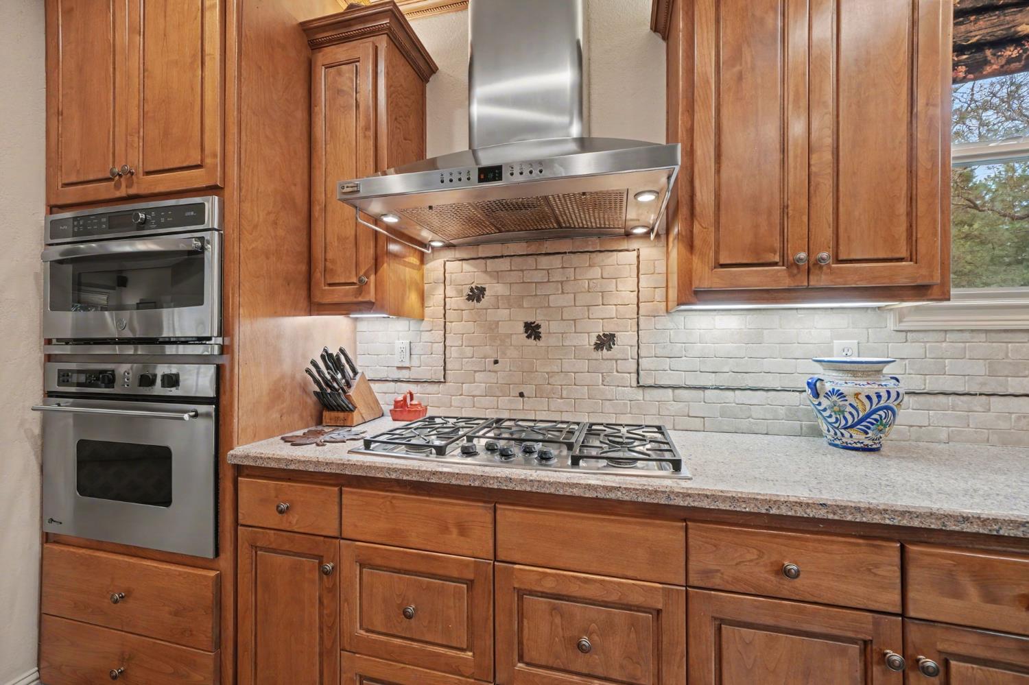 1380 Knolls Dr, Copperopolis, CA 95228