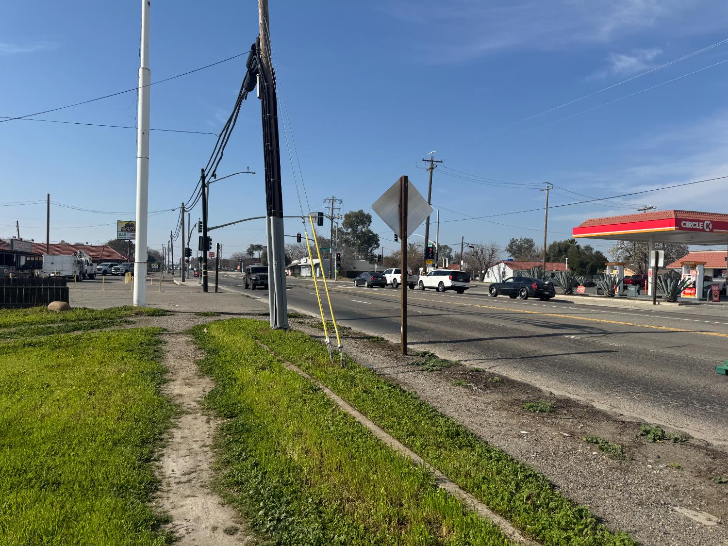 1731 E Pacheco Blvd, Los Banos, CA 93635