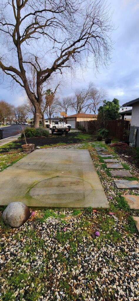 1908 Debonaire Ct, Modesto, CA 95350