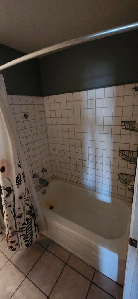 1908 Debonaire Ct, Modesto, CA 95350