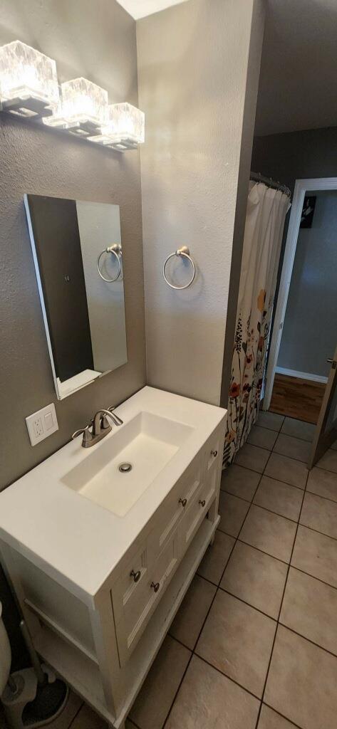 1908 Debonaire Ct, Modesto, CA 95350