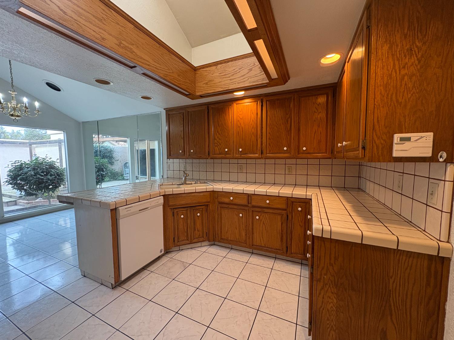 1829 Oak Leaf Dr, Modesto, CA 95354