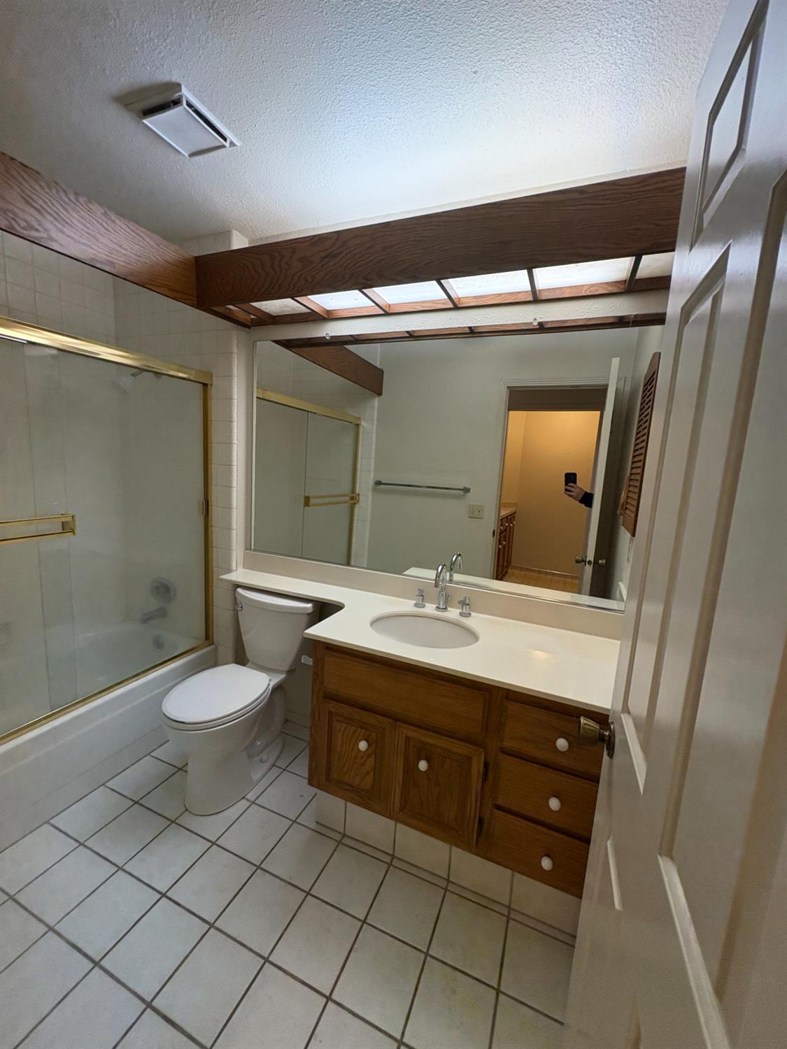 1829 Oak Leaf Dr, Modesto, CA 95354