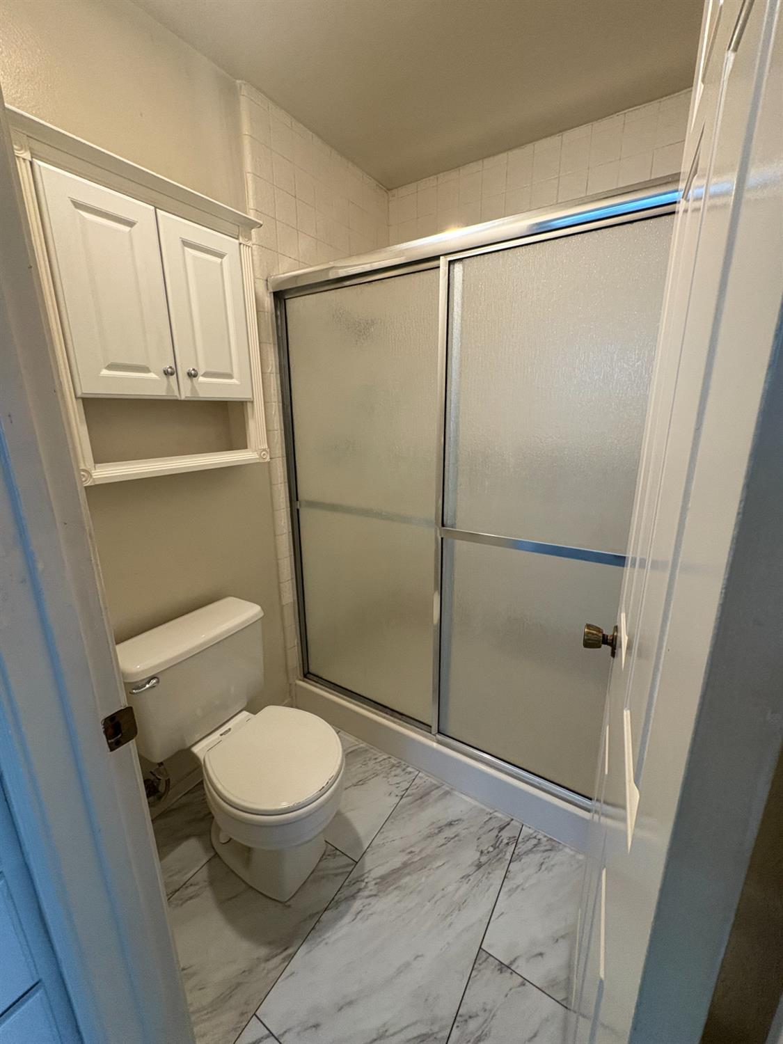 1829 Oak Leaf Dr, Modesto, CA 95354