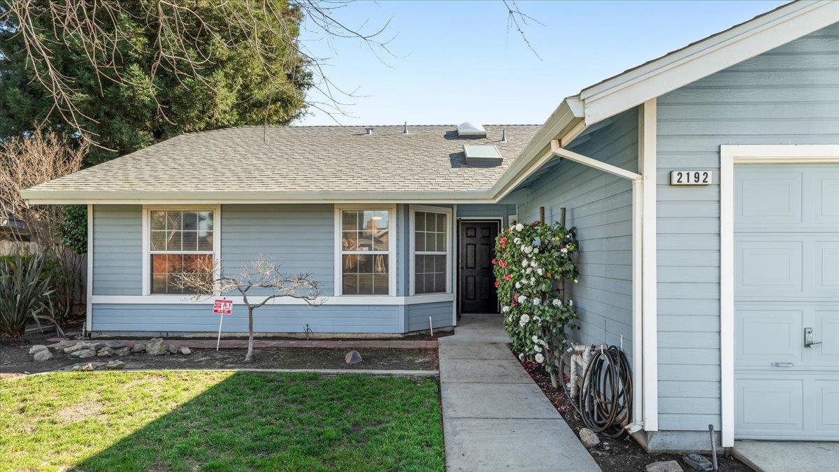 2192 Royal Wood Ln, Turlock, CA 95380