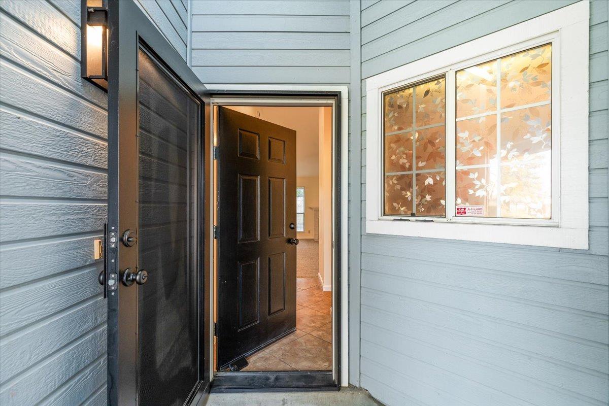 2192 Royal Wood Ln, Turlock, CA 95380