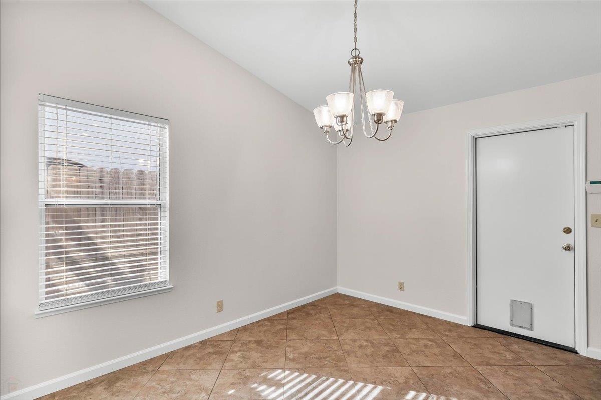 2192 Royal Wood Ln, Turlock, CA 95380