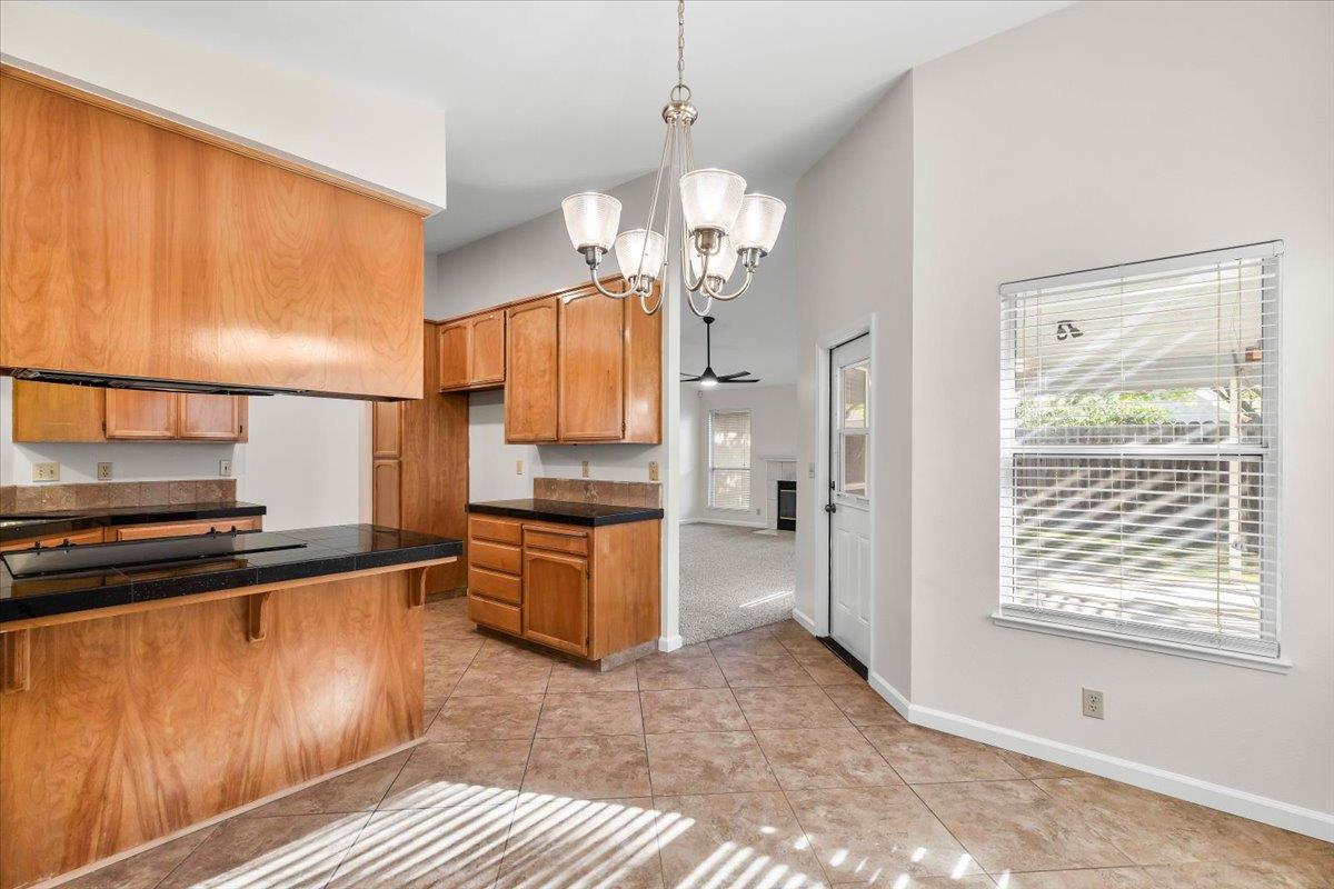 2192 Royal Wood Ln, Turlock, CA 95380