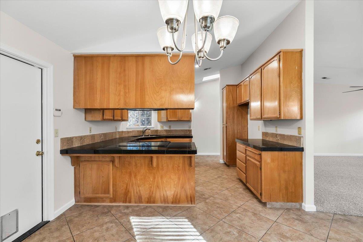 2192 Royal Wood Ln, Turlock, CA 95380