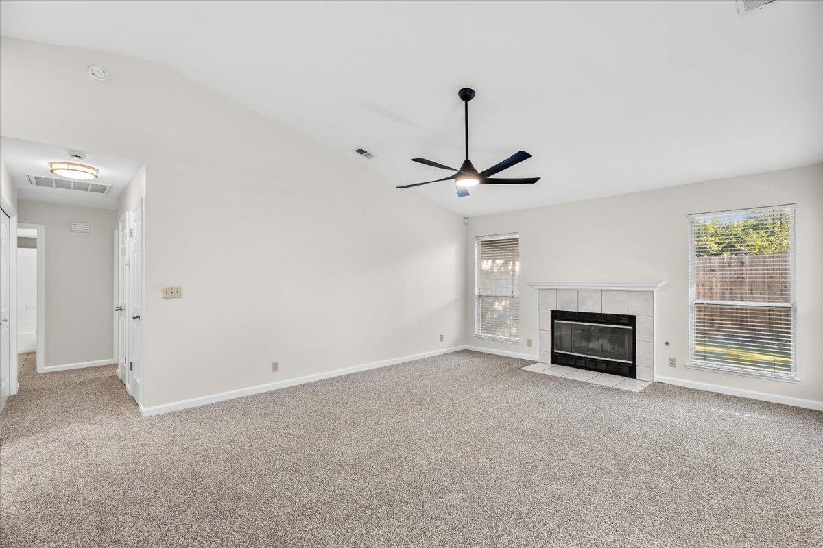 2192 Royal Wood Ln, Turlock, CA 95380