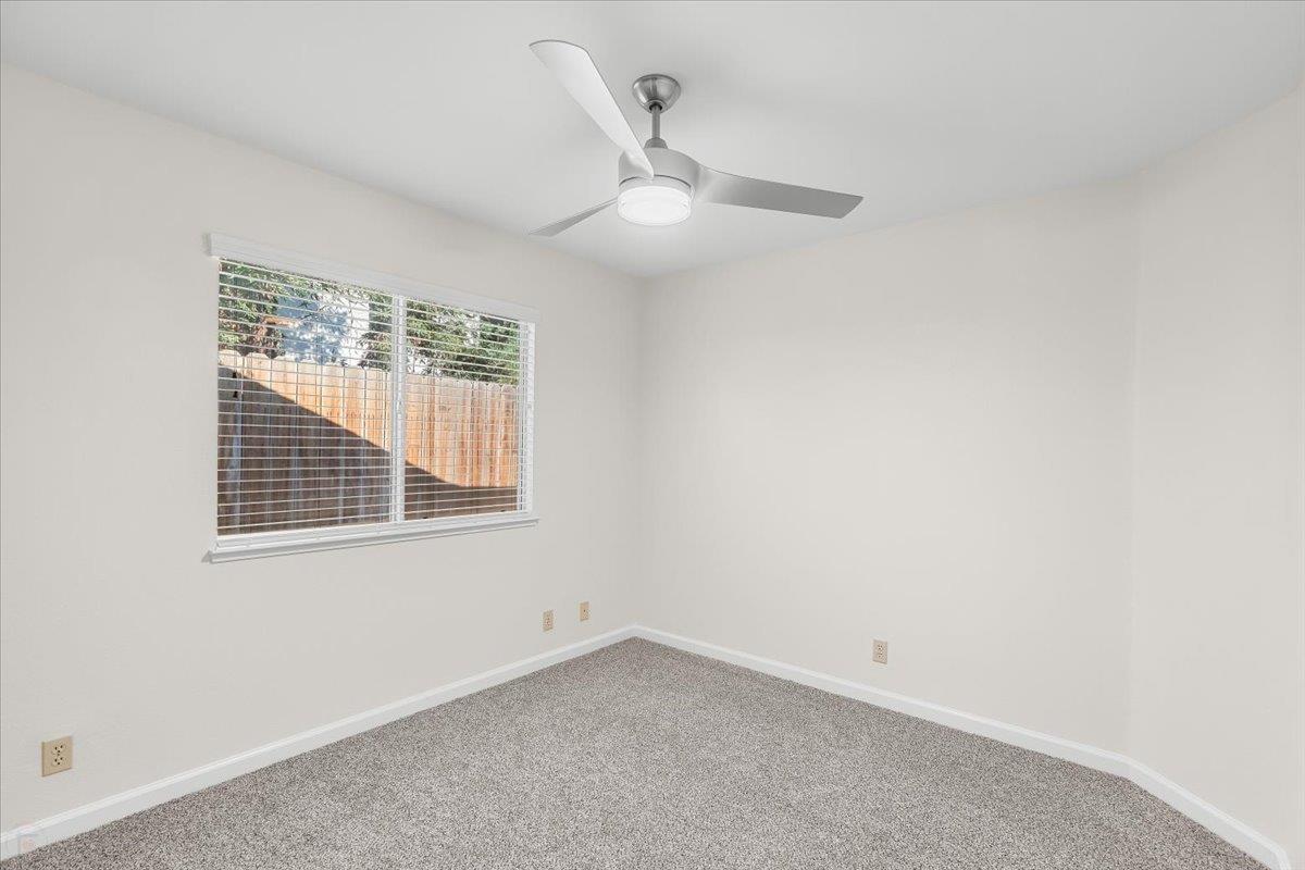 2192 Royal Wood Ln, Turlock, CA 95380