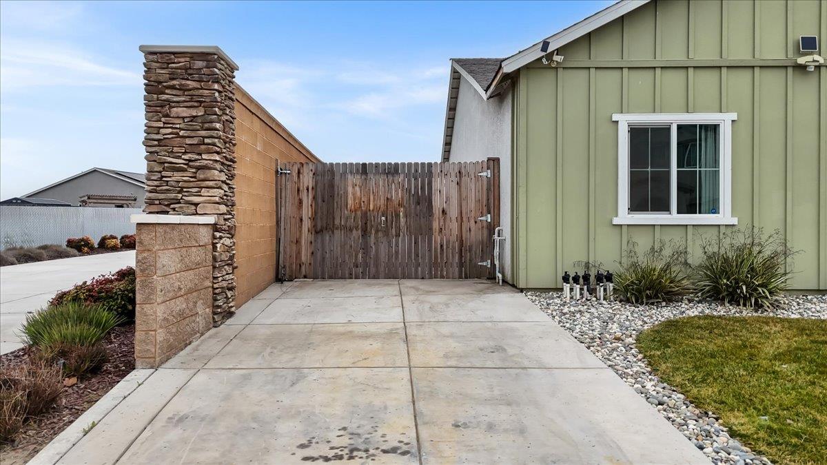 1496 Crimson, Manteca, CA 95336