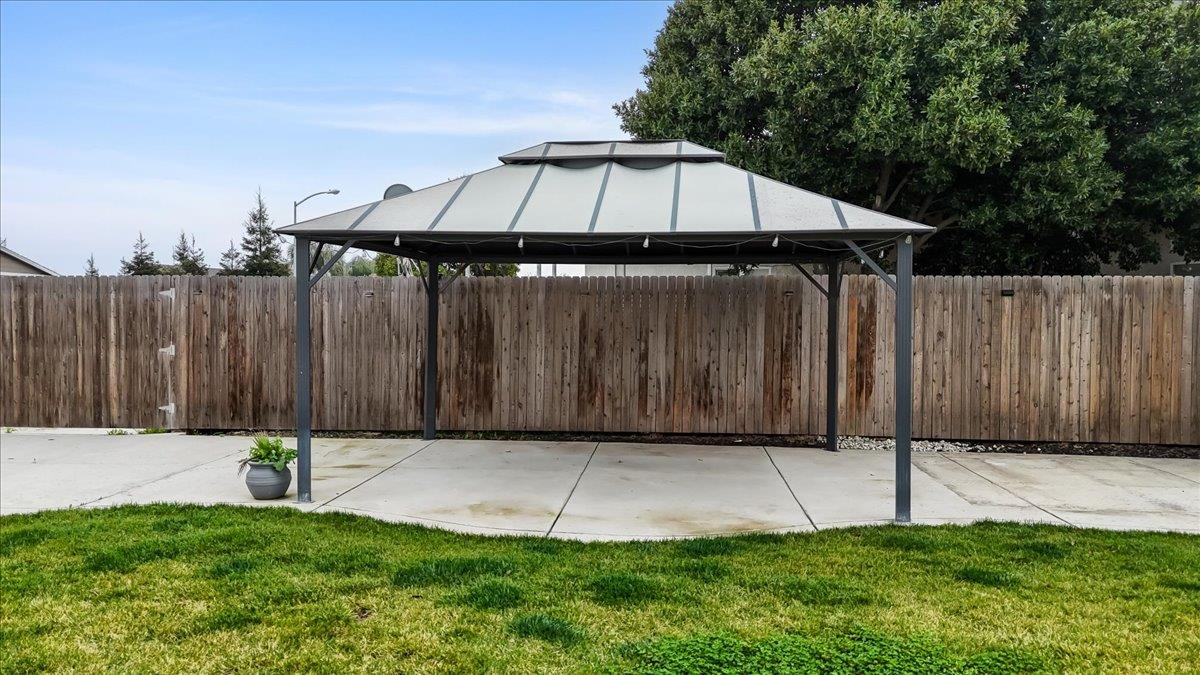 1496 Crimson, Manteca, CA 95336