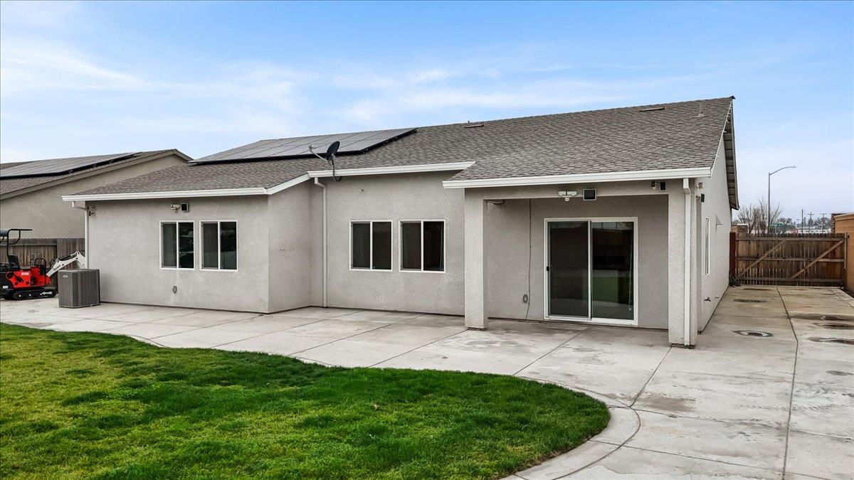 1496 Crimson, Manteca, CA 95336