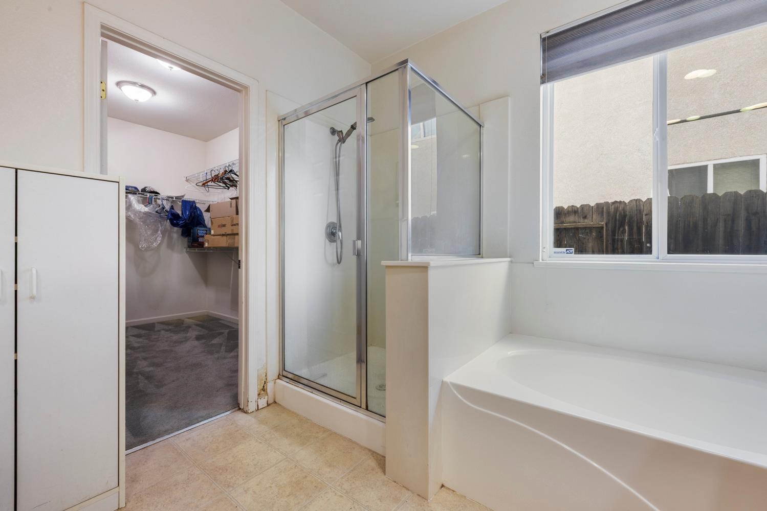 612 Beck Creek Ln, Patterson, CA 95363