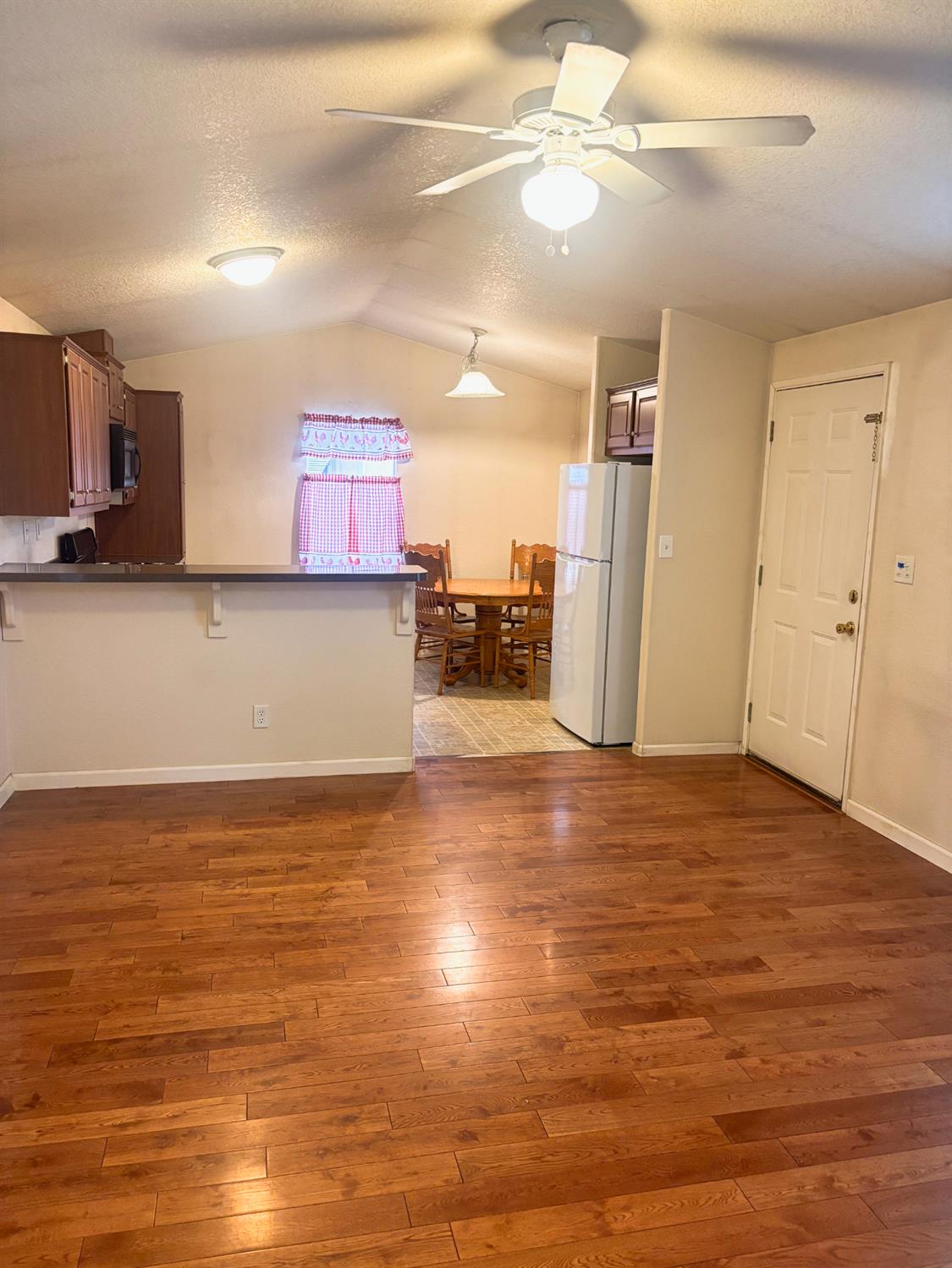 1400 Meredith Ave #96, Gustine, CA 95322