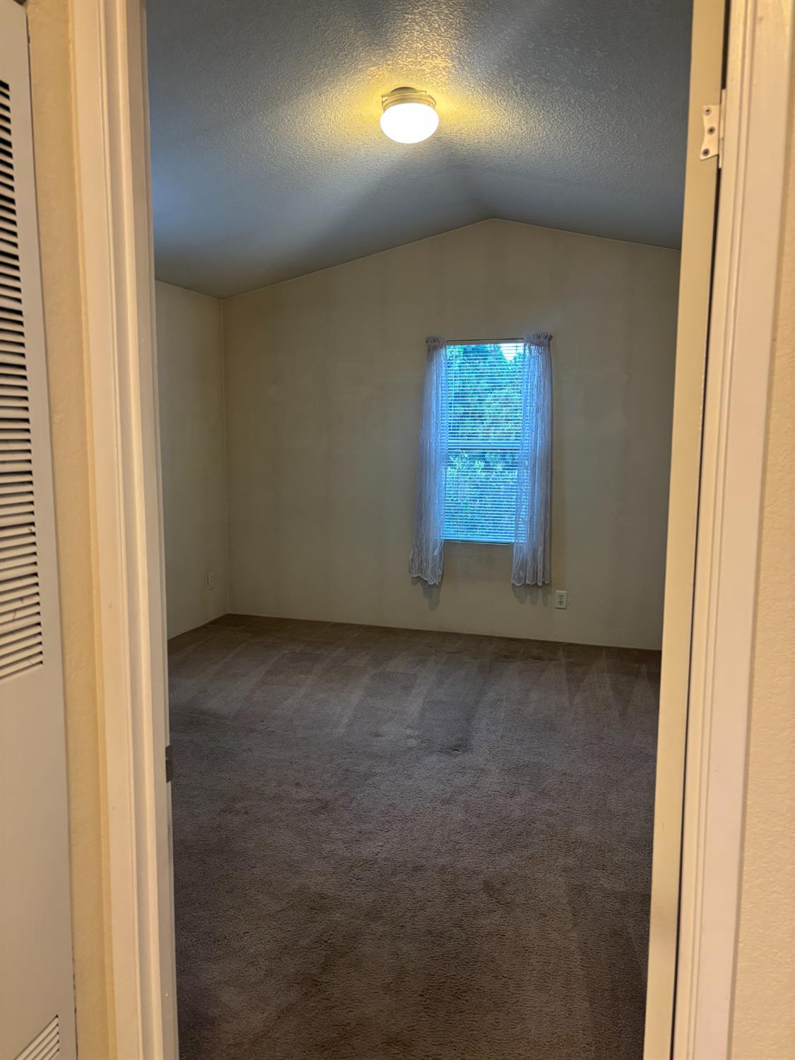 1400 Meredith Ave #96, Gustine, CA 95322