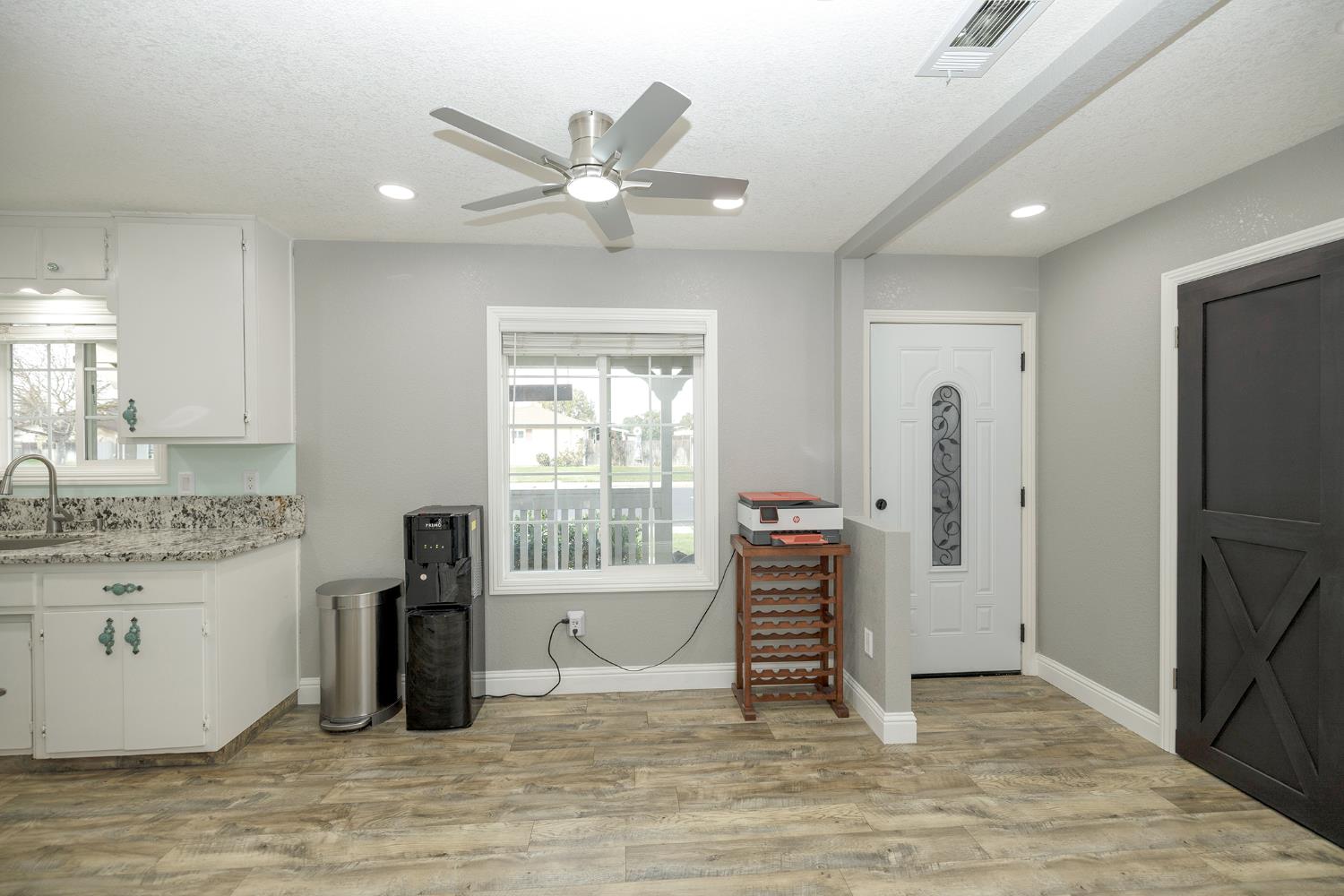 2098 Joett Dr, Turlock, CA 95380