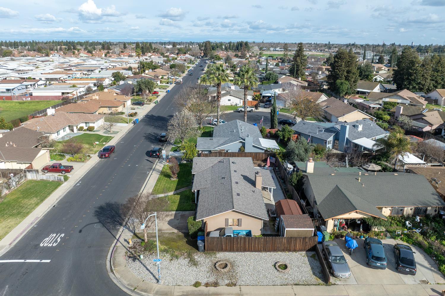 2098 Joett Dr, Turlock, CA 95380