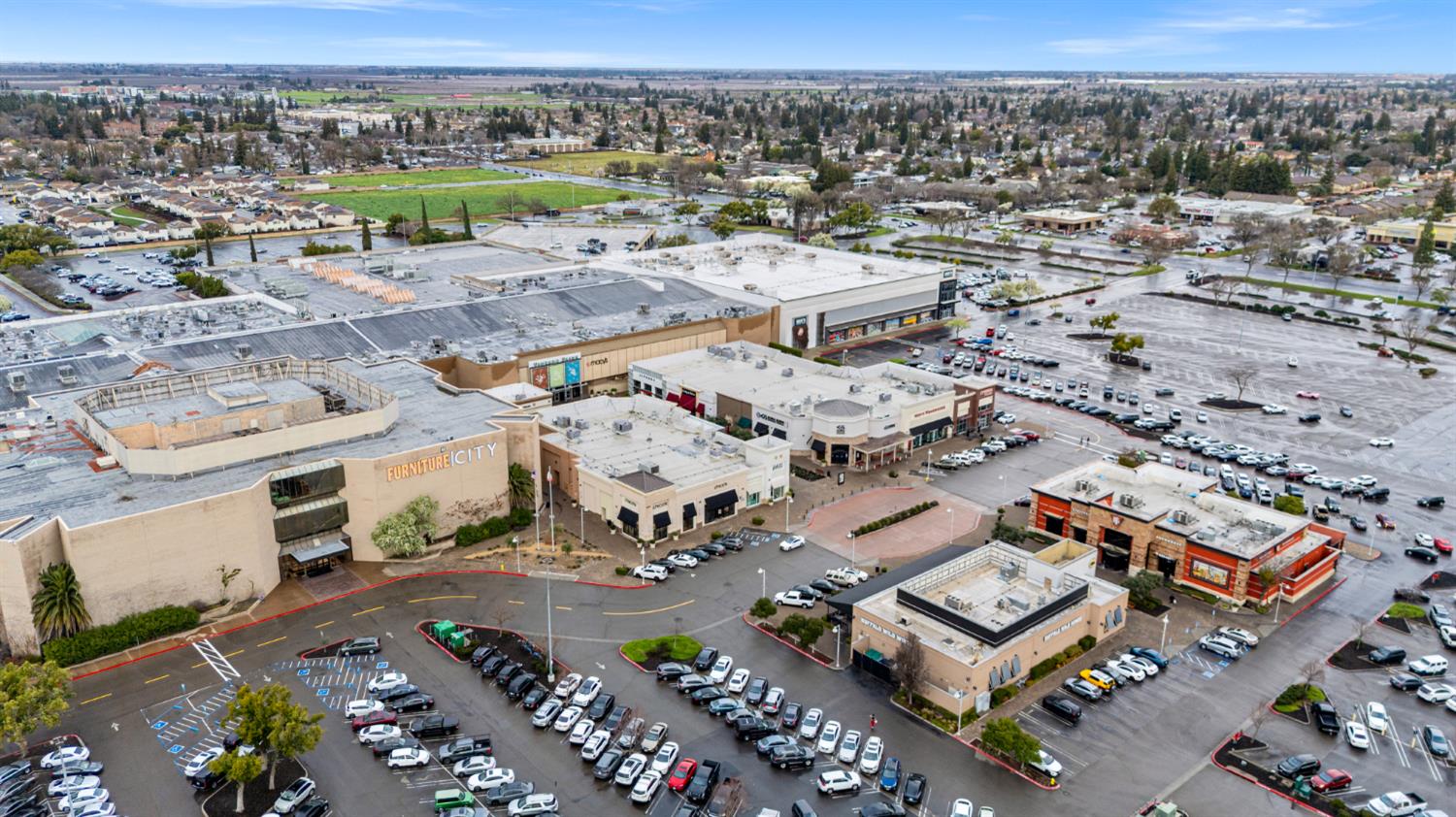 3129 Nightingale Dr, Modesto, CA 95356