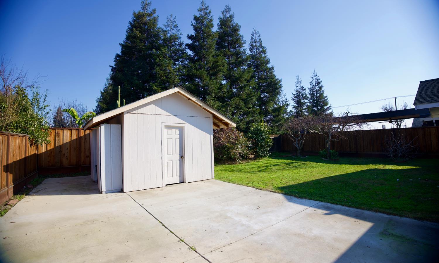 808 Mercy Ave, Modesto, CA 95358