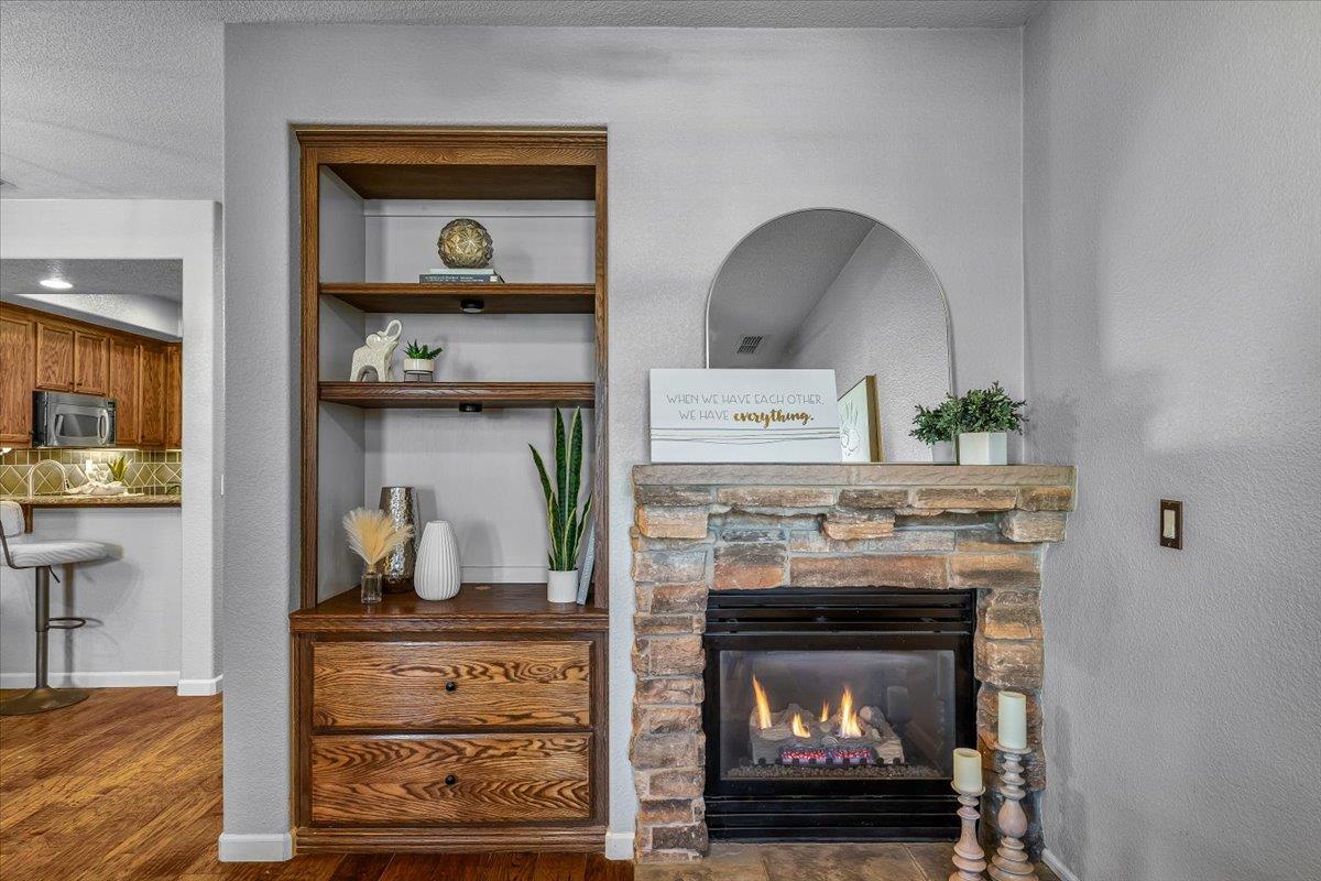 575 Wild Stallion Dr #15, Oakdale, CA 95361