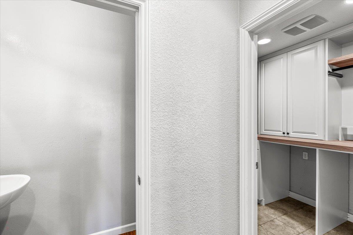 575 Wild Stallion Dr #15, Oakdale, CA 95361