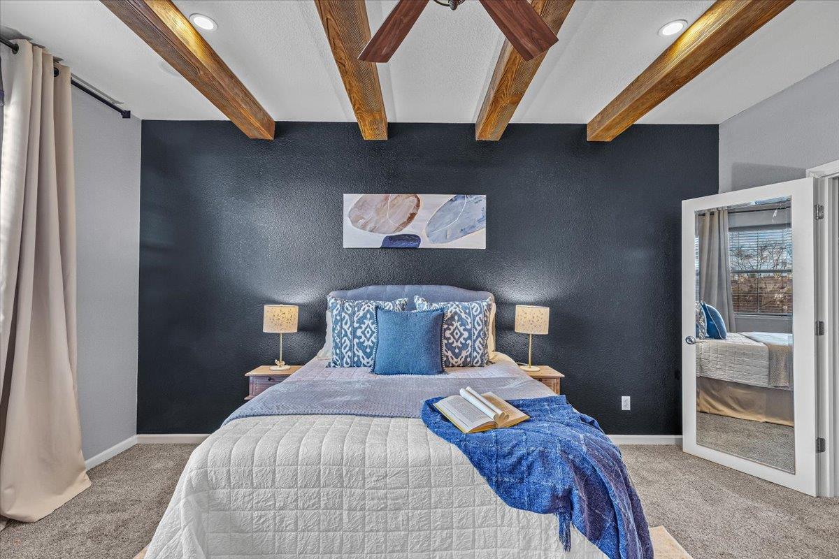 575 Wild Stallion Dr #15, Oakdale, CA 95361