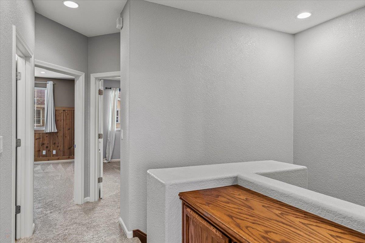 575 Wild Stallion Dr #15, Oakdale, CA 95361