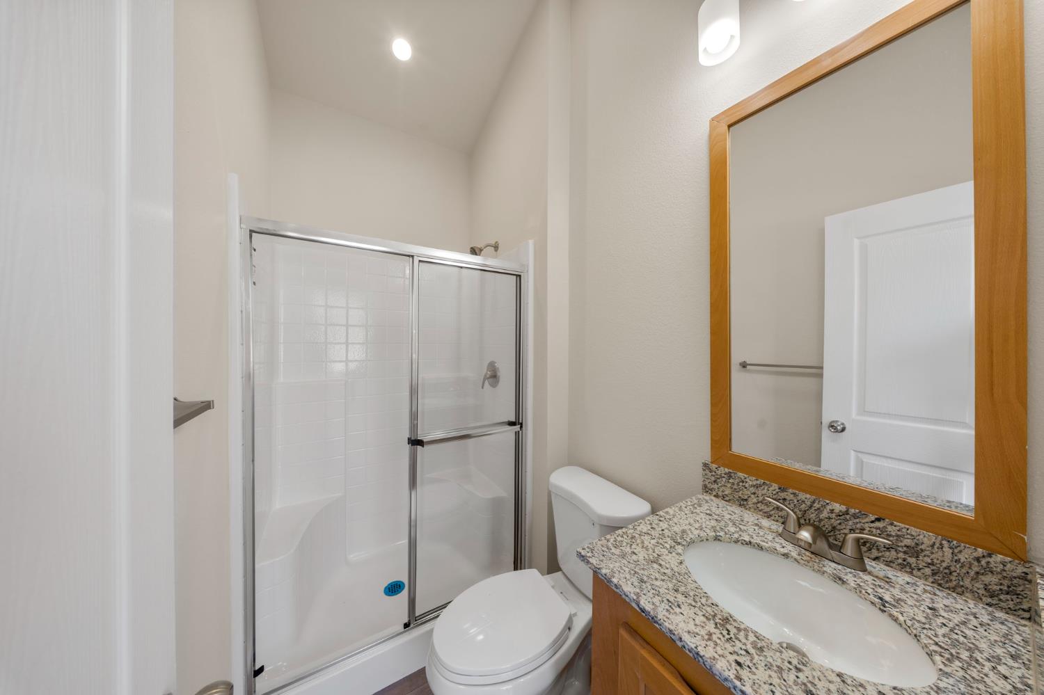 1412 S 1st St #B, Turlock, CA 95380