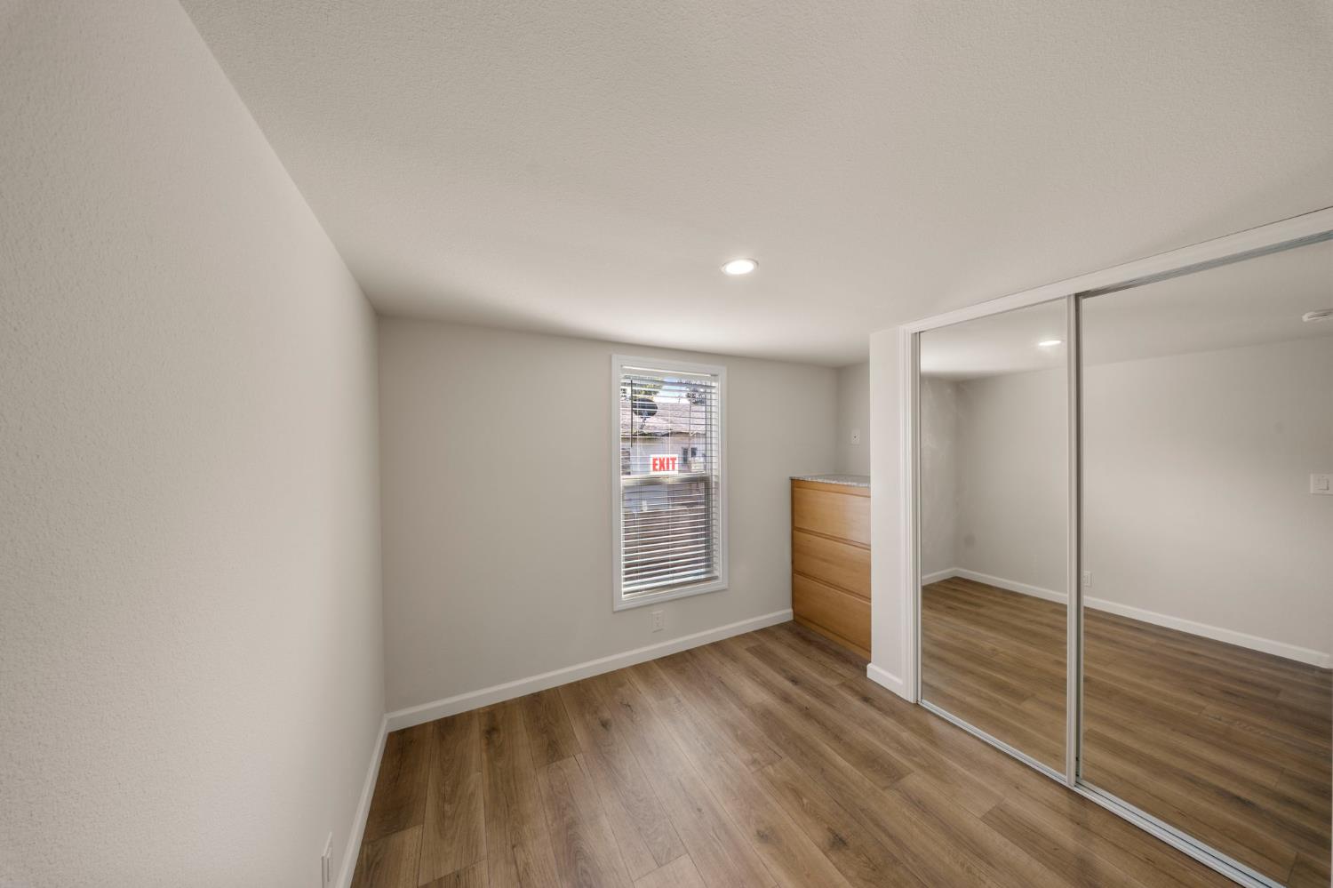 1412 S 1st St #B, Turlock, CA 95380