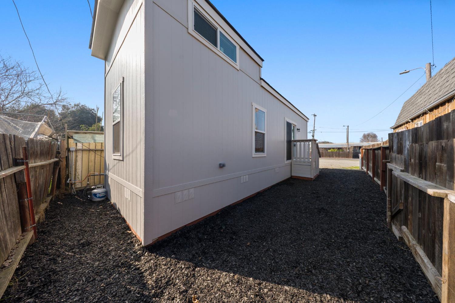 1412 S 1st St #B, Turlock, CA 95380