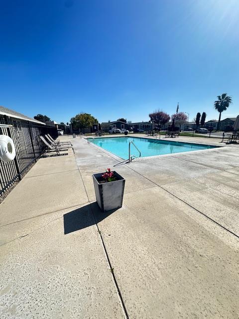 5901 Newbrook Dr #73, Riverbank, CA 95367