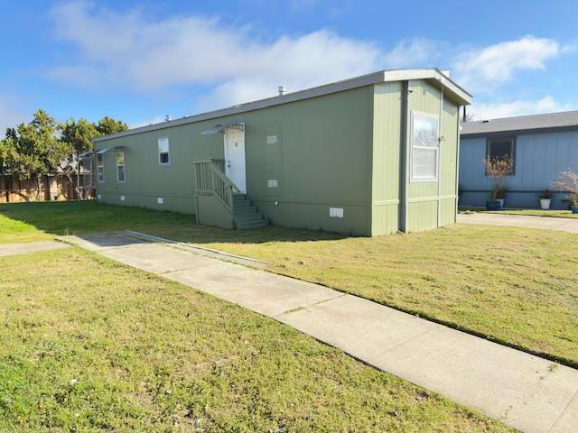 5901 Newbrook Dr #73, Riverbank, CA 95367