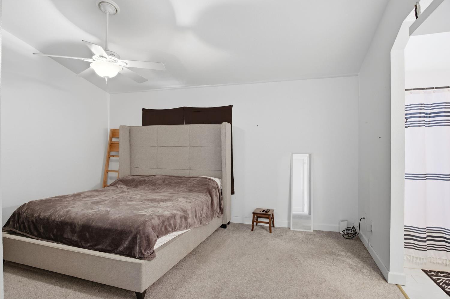 3816 Wichita Way, Modesto, CA 95357