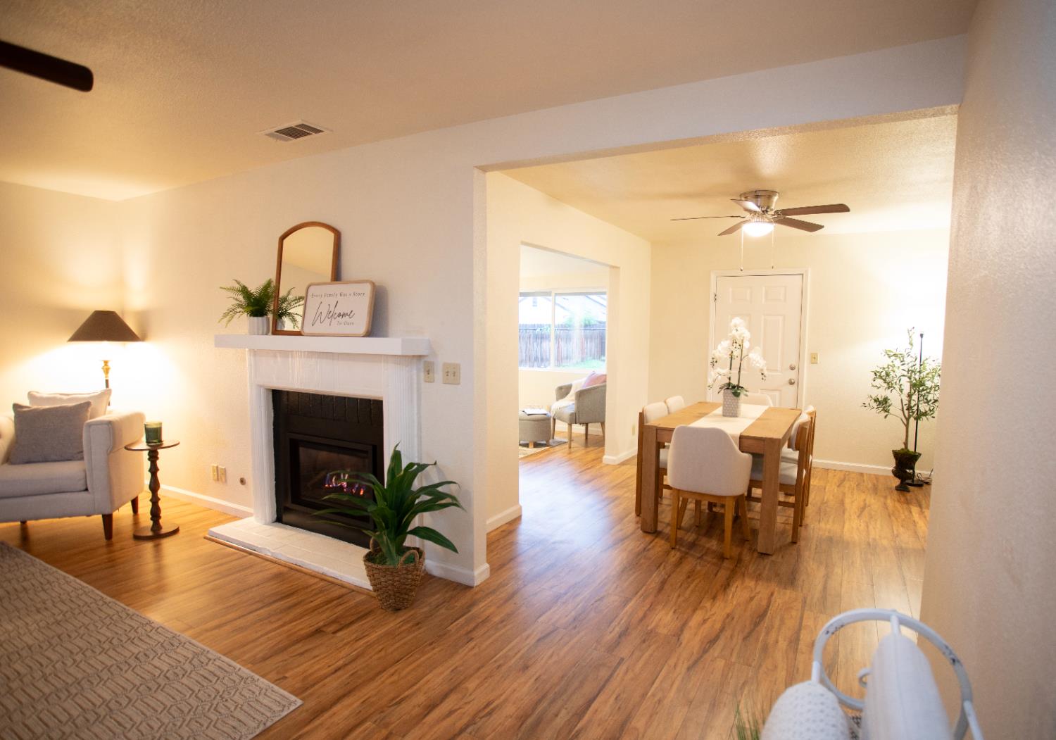 206 S Lee Ave, Oakdale, CA 95361